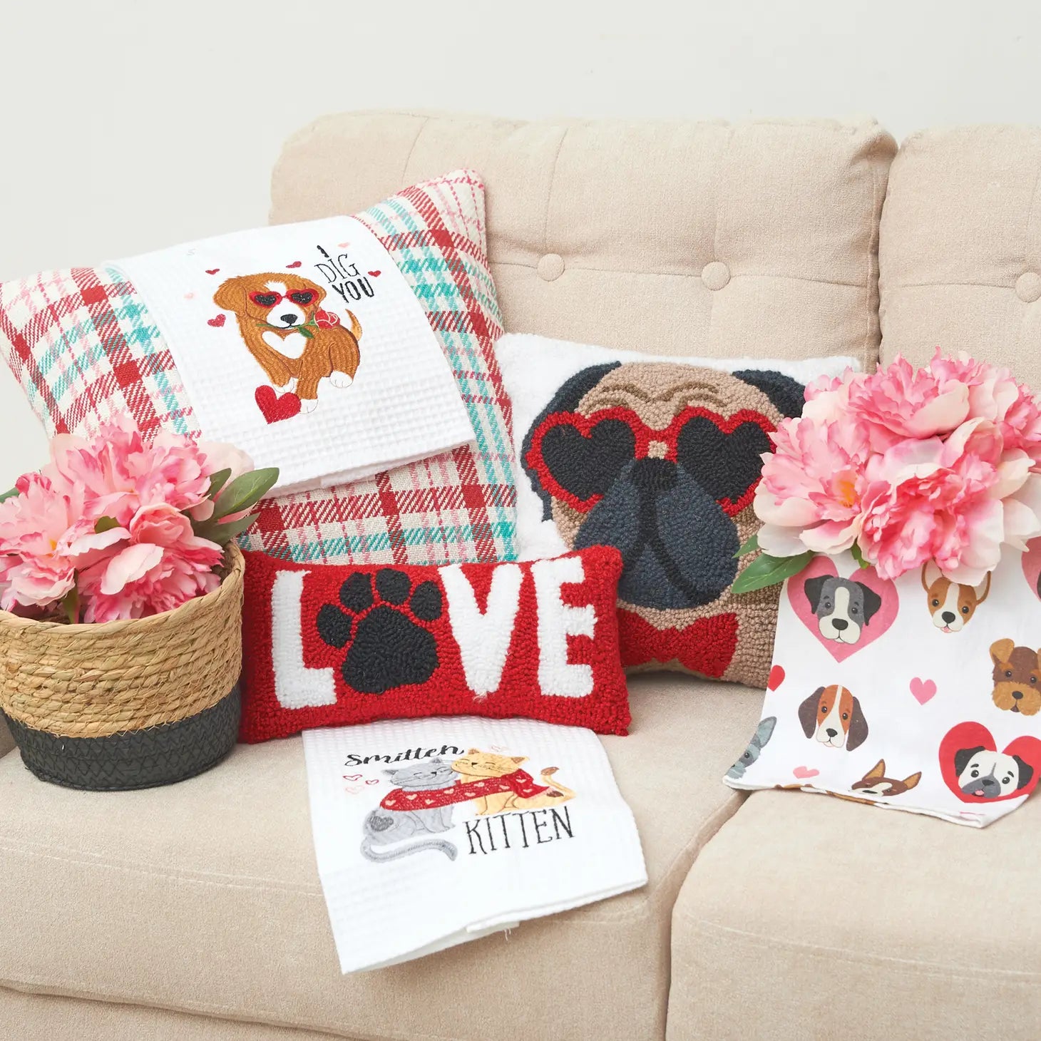 C&F Home - Valentine's Day Pugs & Kisses Throw Pillow