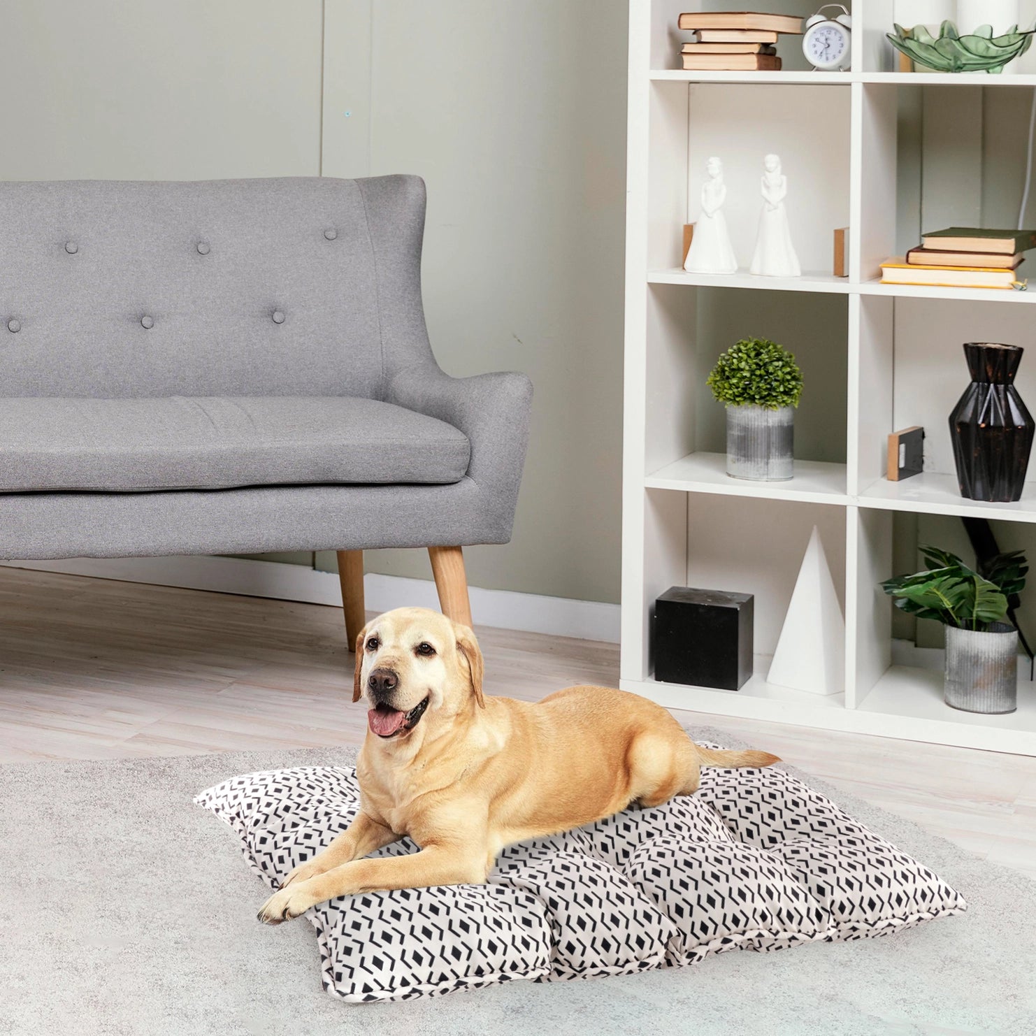 Precious Tails - Tufted Mat Pet Bed