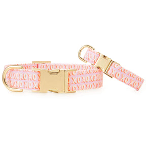 Dog Collar Hugs & Kisses